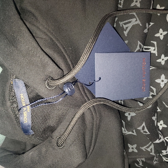 Mens Louis Vuitton Monogram Gradiant Hoodie Size XL - Picture 3 of 3